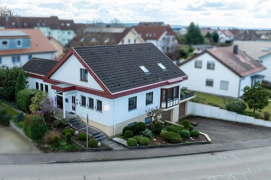 Künzelsau - Stilvolles Einfamilienhaus mit Renovierungsbedarf